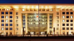 <b>上海靓霸贸易有限公司</b>